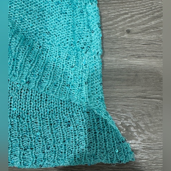 Moon River Turquoise Sequin Tank Top Size M/L - Picture 10 of 16